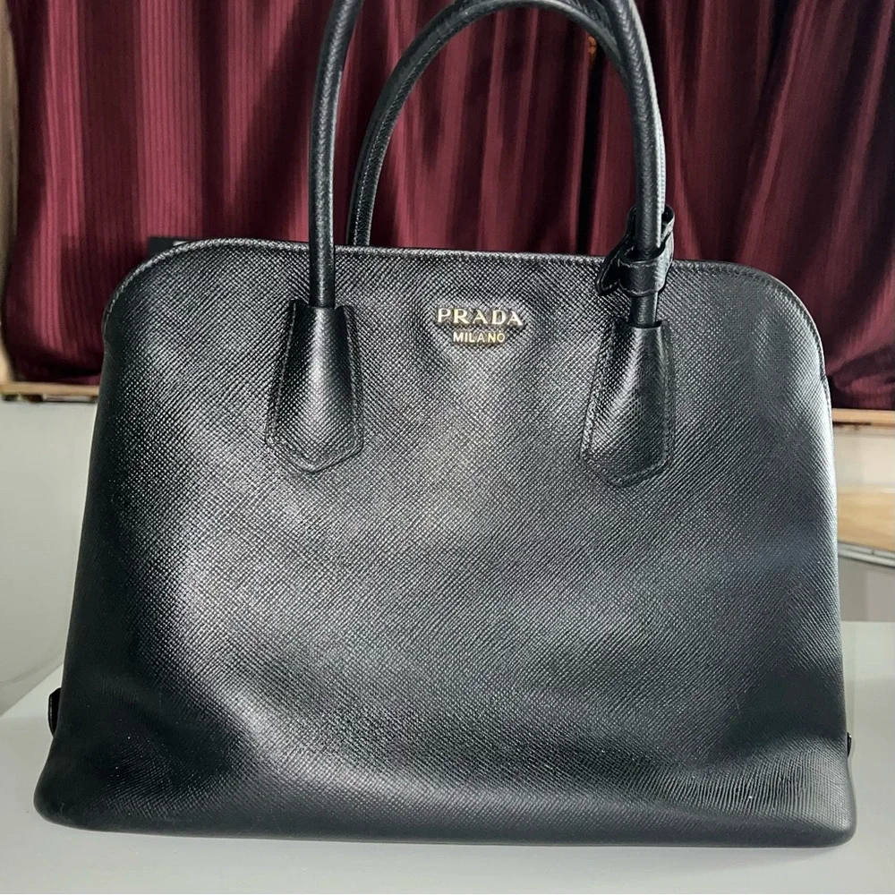 Authentic Prada Large Promenade - Picture 1 of 16